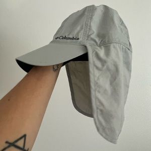 Brand New Columbia Gray Cap with Shade
